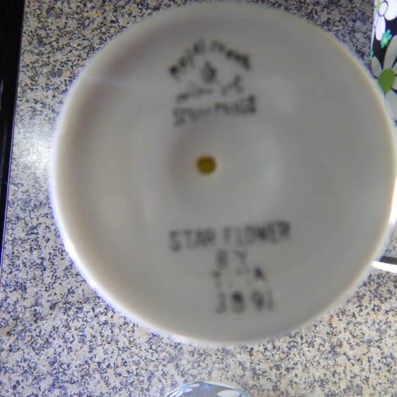 VINTAGE ROYAL CROWN SMUG MUGS SET1960 BY TINA ARNART CERAMIC - Picture 3 of 15